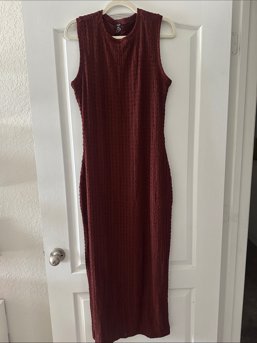 Express Sleeveless Maxi Dress in Burgundy